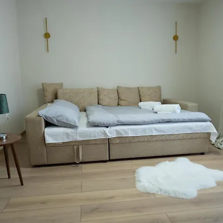 Apartment Red